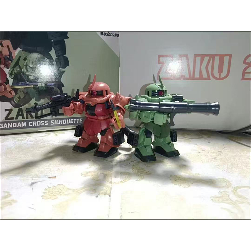 Bandai Gundam Hg - 猛山モデルSDCS量産型グリーンレッドザク2アクションフィギュアモデルギフト玩具コレクタブル